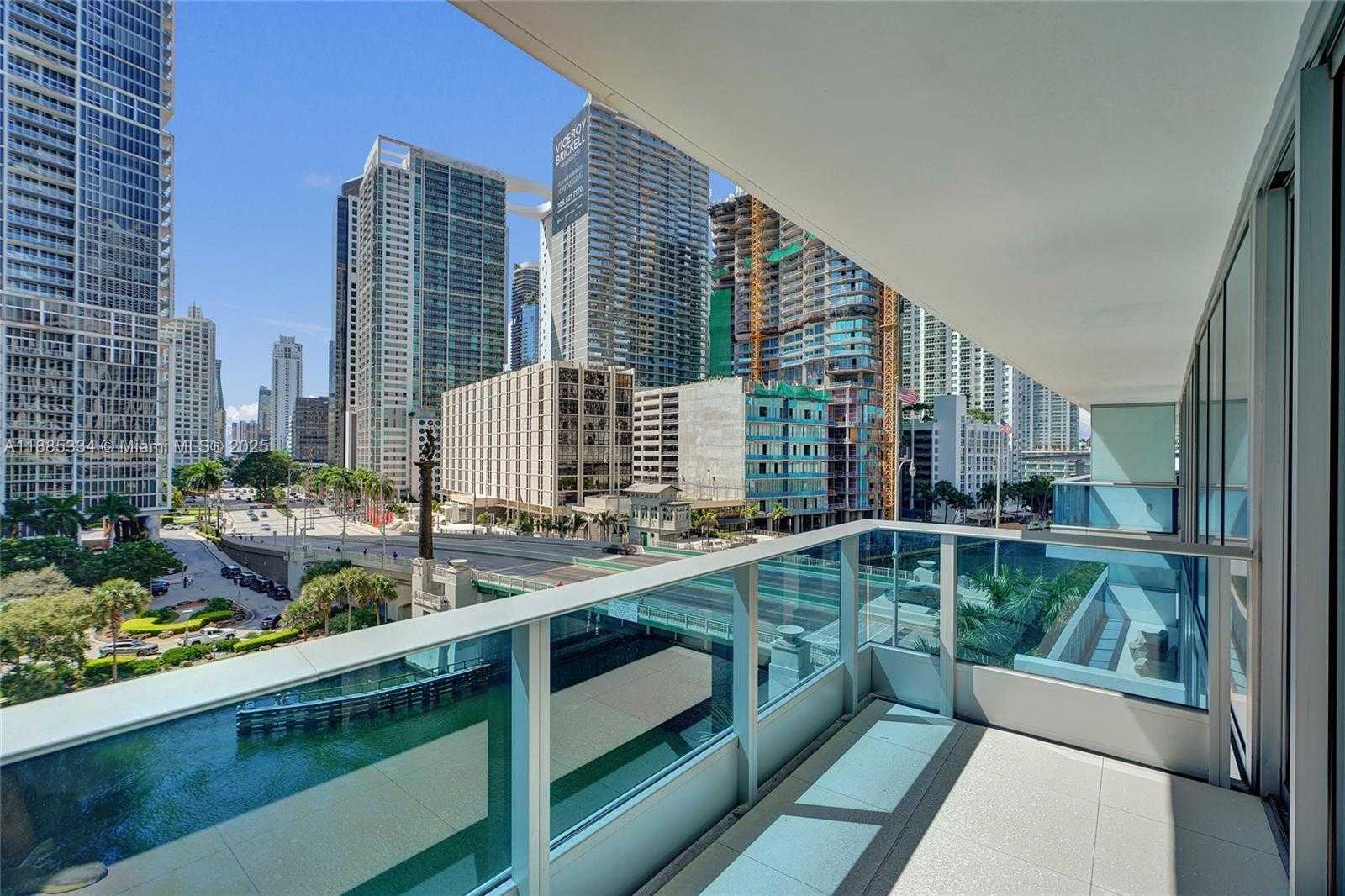 Small Image of 200 BISCAYNE BOULEVARD WAY #505, Miami Number 34