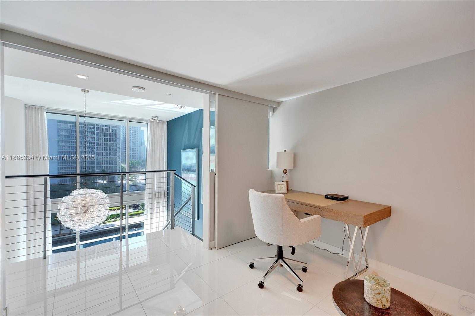 Small Image of 200 BISCAYNE BOULEVARD WAY #505, Miami Number 36