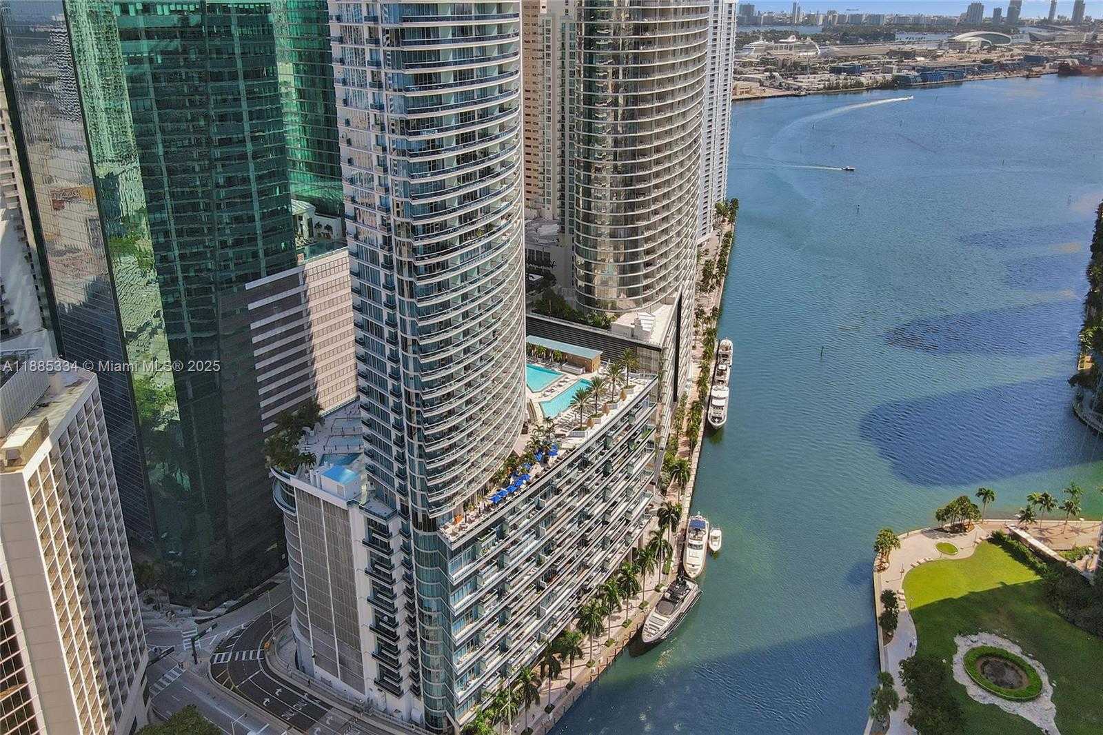 Small Image of 200 BISCAYNE BOULEVARD WAY #505, Miami Number 42