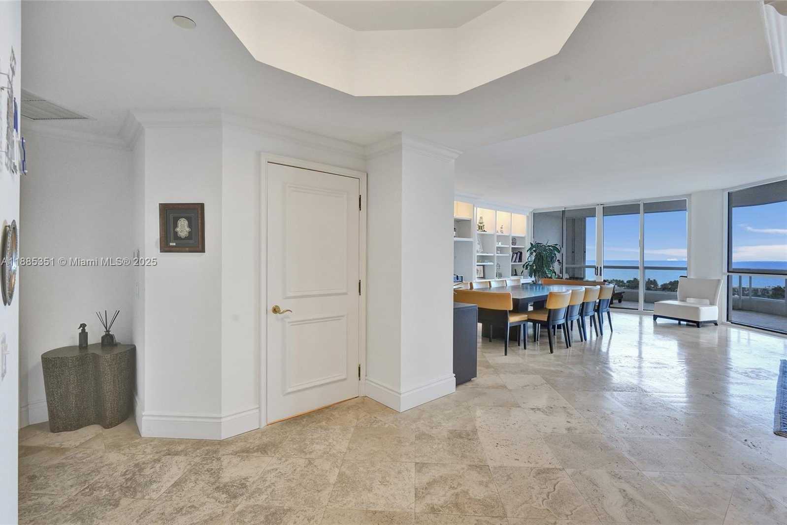 Small Image of 21150 POINT PL #1804, Aventura Number 14