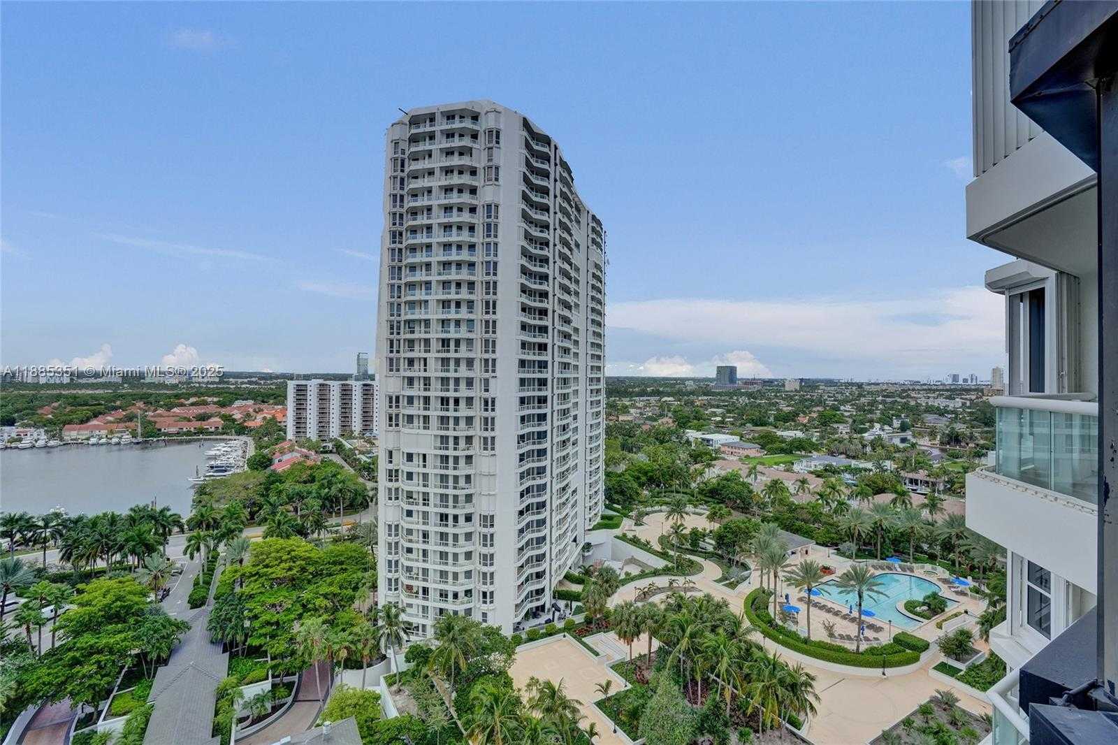 Small Image of 21150 POINT PL #1804, Aventura Number 59