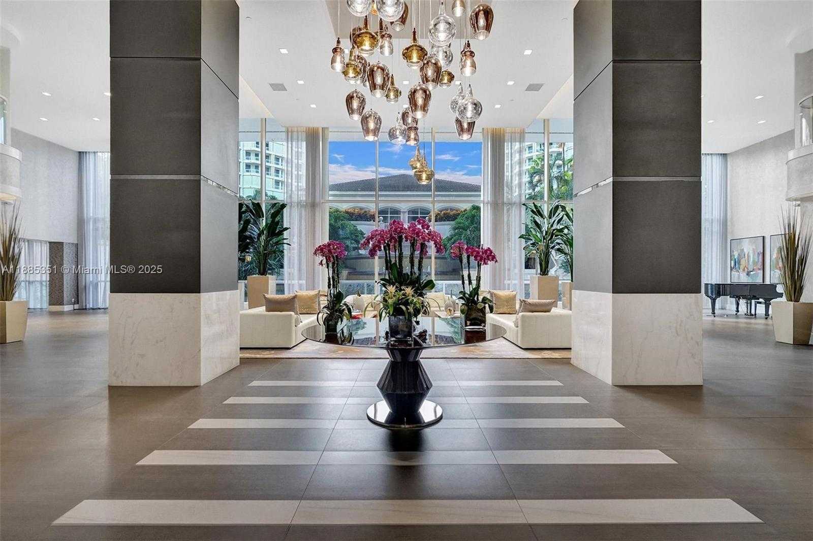 Small Image of 21150 POINT PL #1804, Aventura Number 70