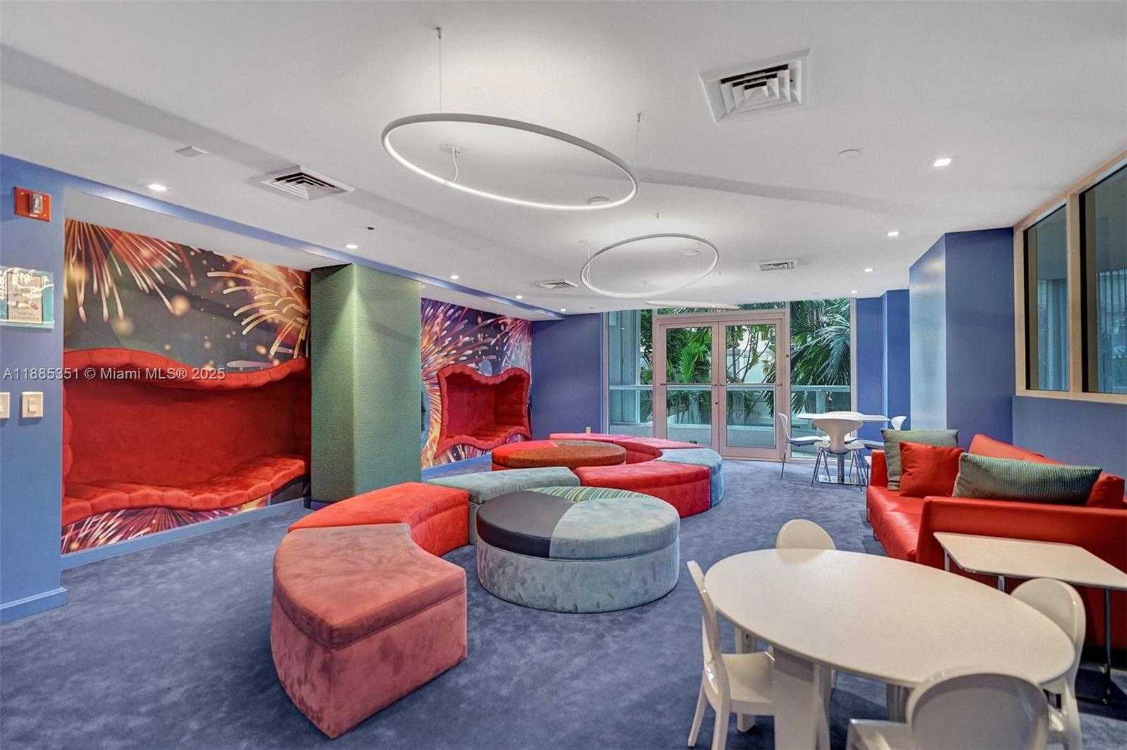 Small Image of 21150 POINT PL #1804, Aventura Number 71