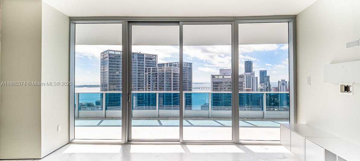 Small Image of 200 BISCAYNE BOULEVARD WAY #5104, Miami Number 17