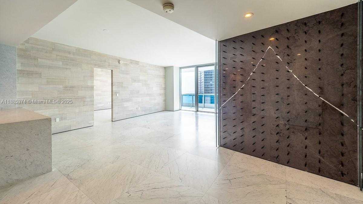 Small Image of 200 BISCAYNE BOULEVARD WAY #5104, Miami Number 18