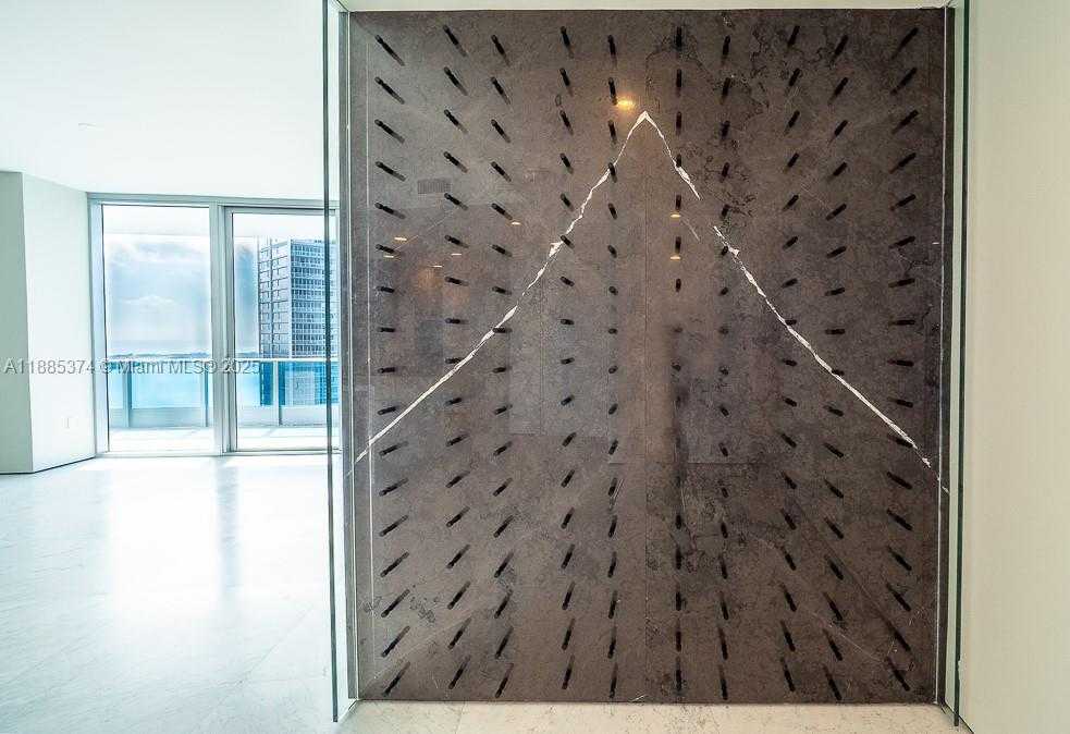 Small Image of 200 BISCAYNE BOULEVARD WAY #5104, Miami Number 19