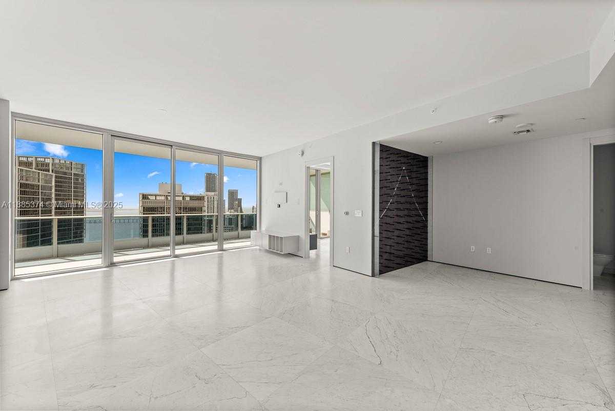Small Image of 200 BISCAYNE BOULEVARD WAY #5104, Miami Number 21