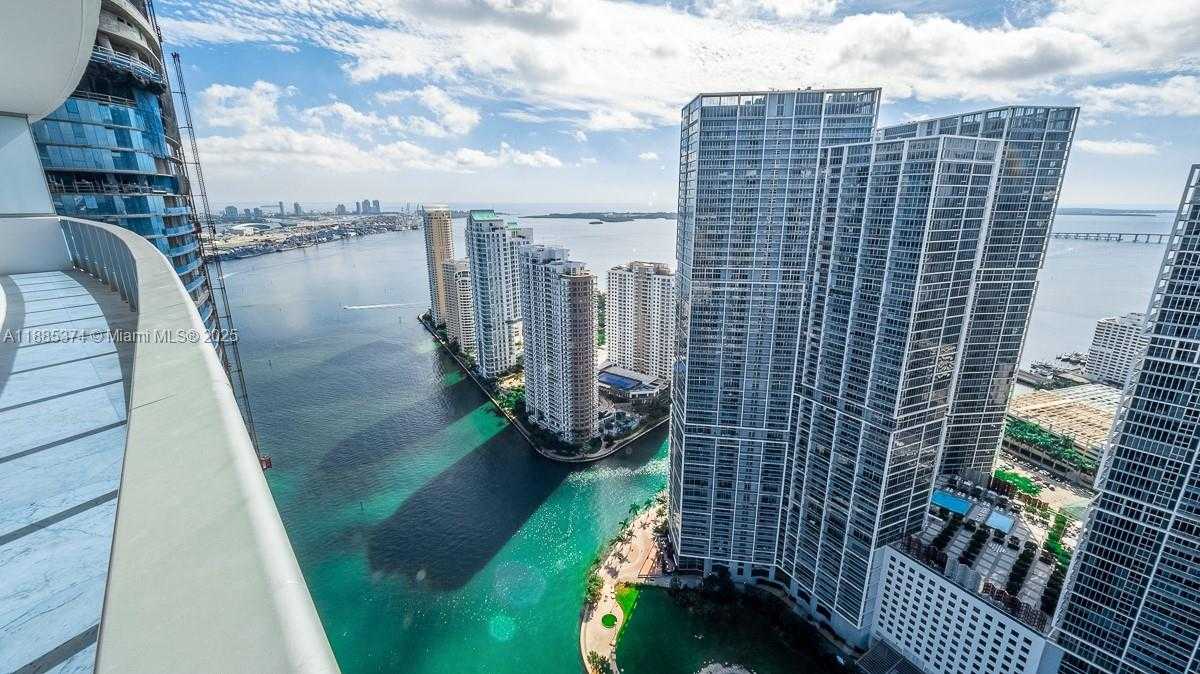 Small Image of 200 BISCAYNE BOULEVARD WAY #5104, Miami Number 36