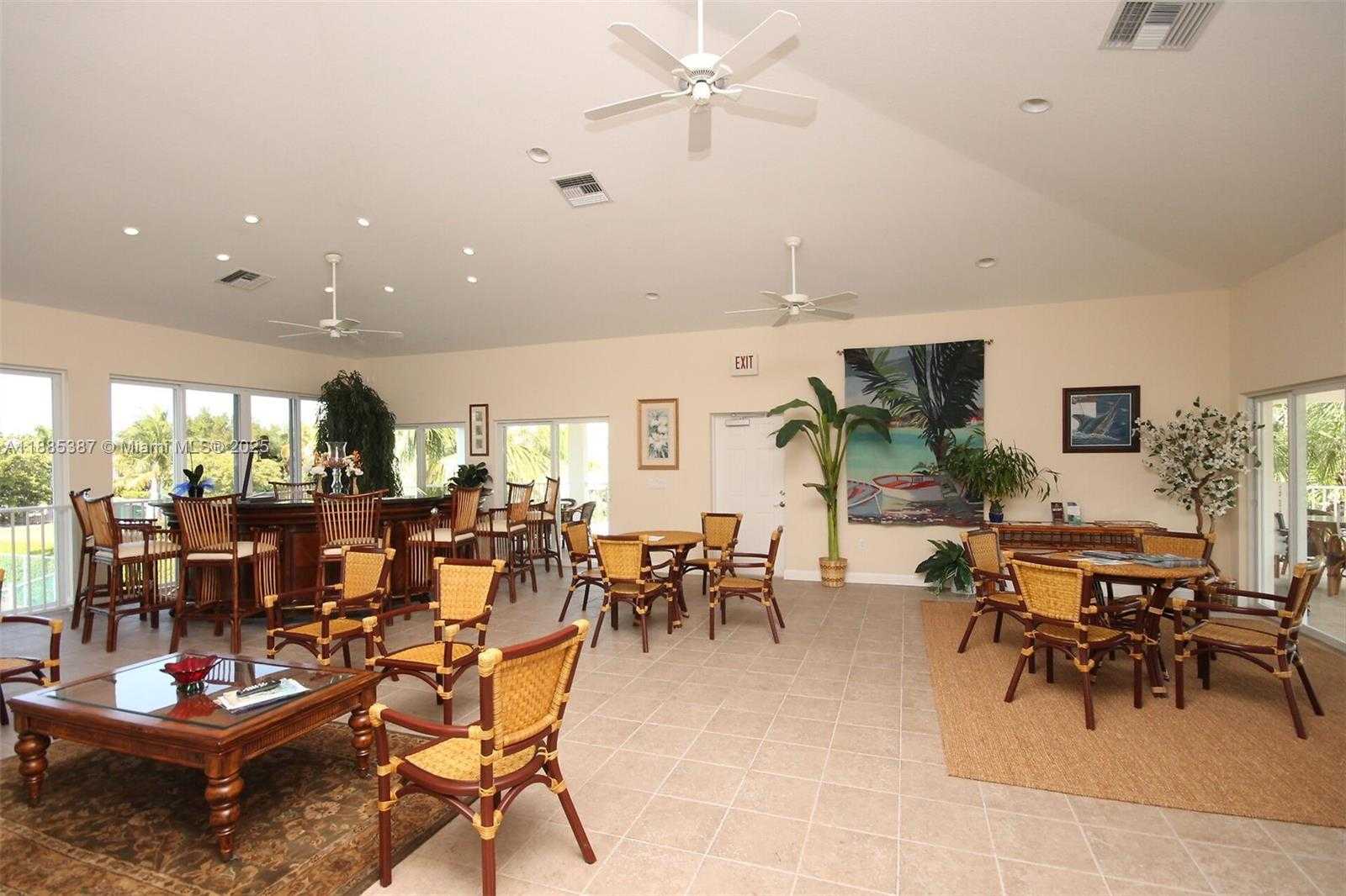 Small Image of 101 GULFVIEW DR #114, Islamorada Number 11