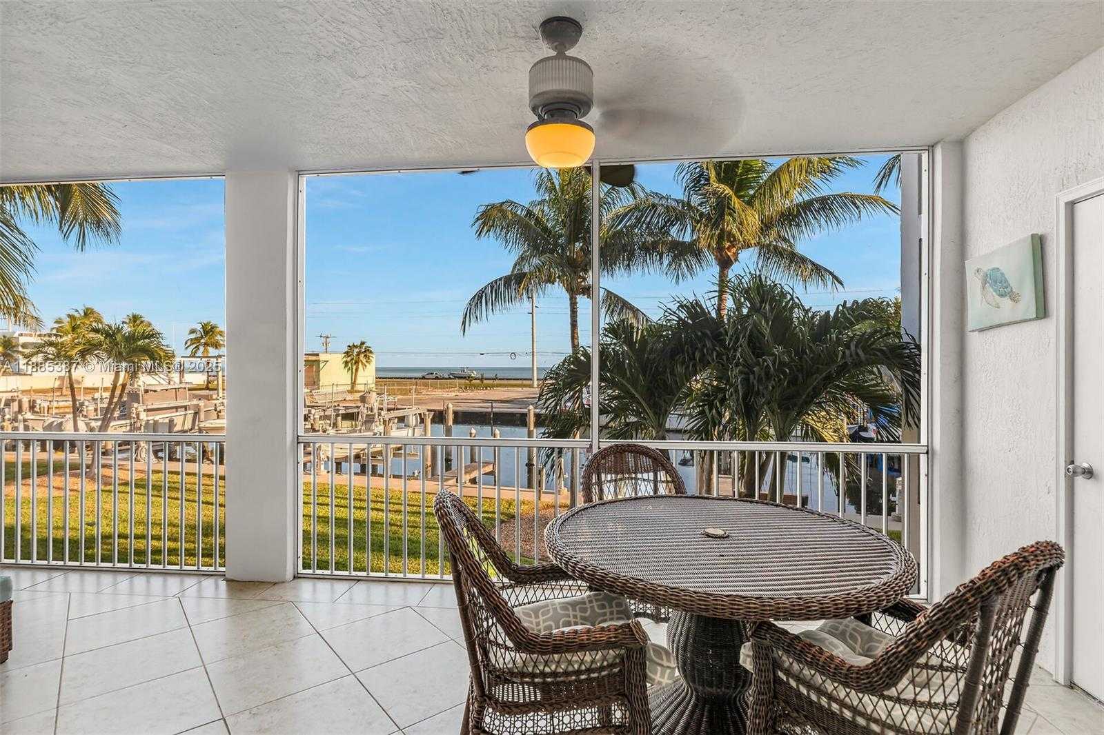 Small Image of 101 GULFVIEW DR #114, Islamorada Number 24