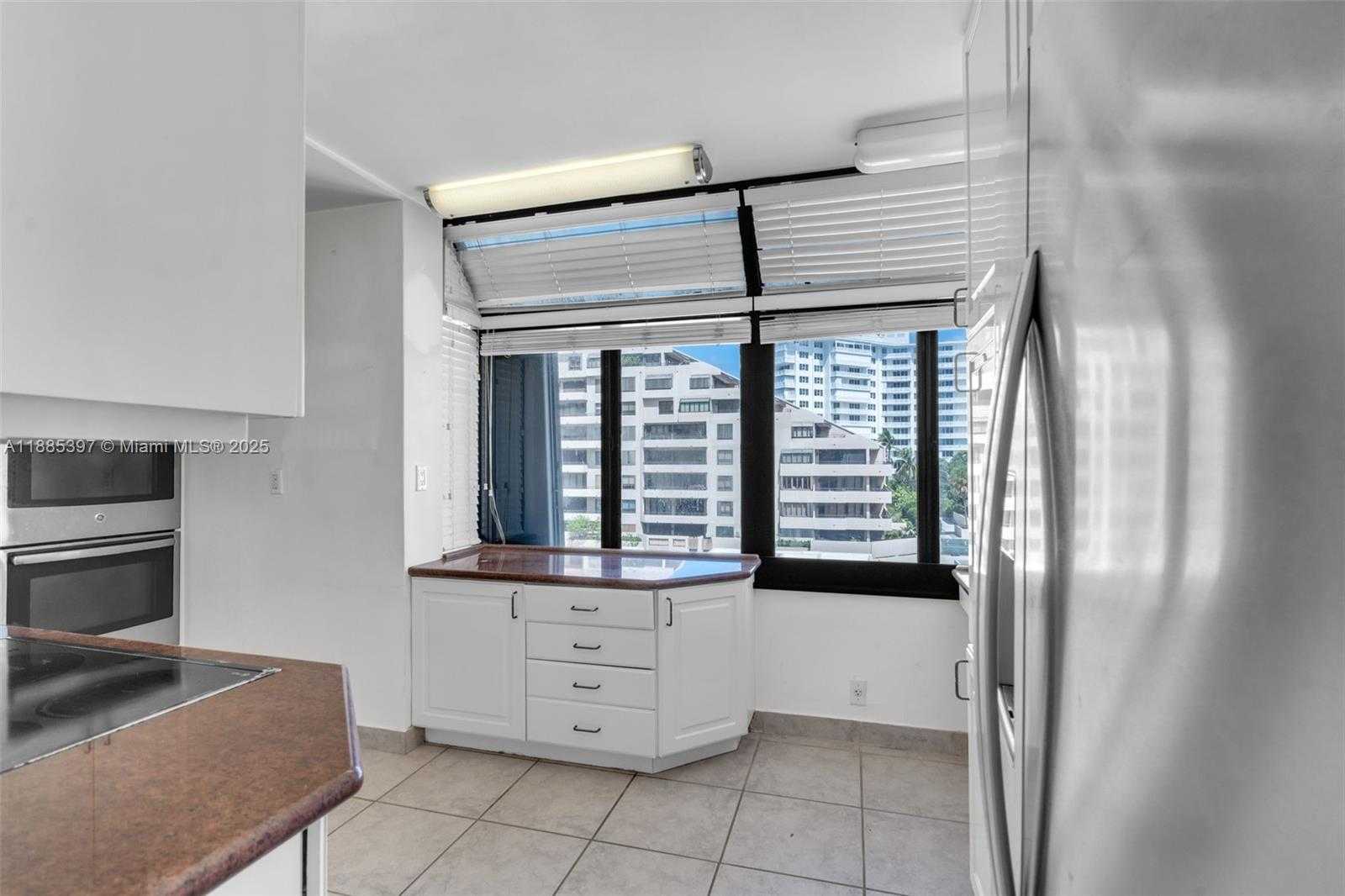 Small Image of 201 CRANDON BLVD #444, Key Biscayne Number 16