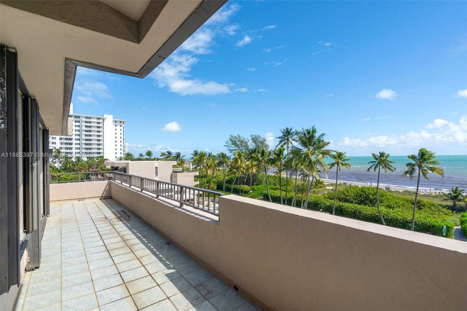 Small Image of 201 CRANDON BLVD #444, Key Biscayne Number 3