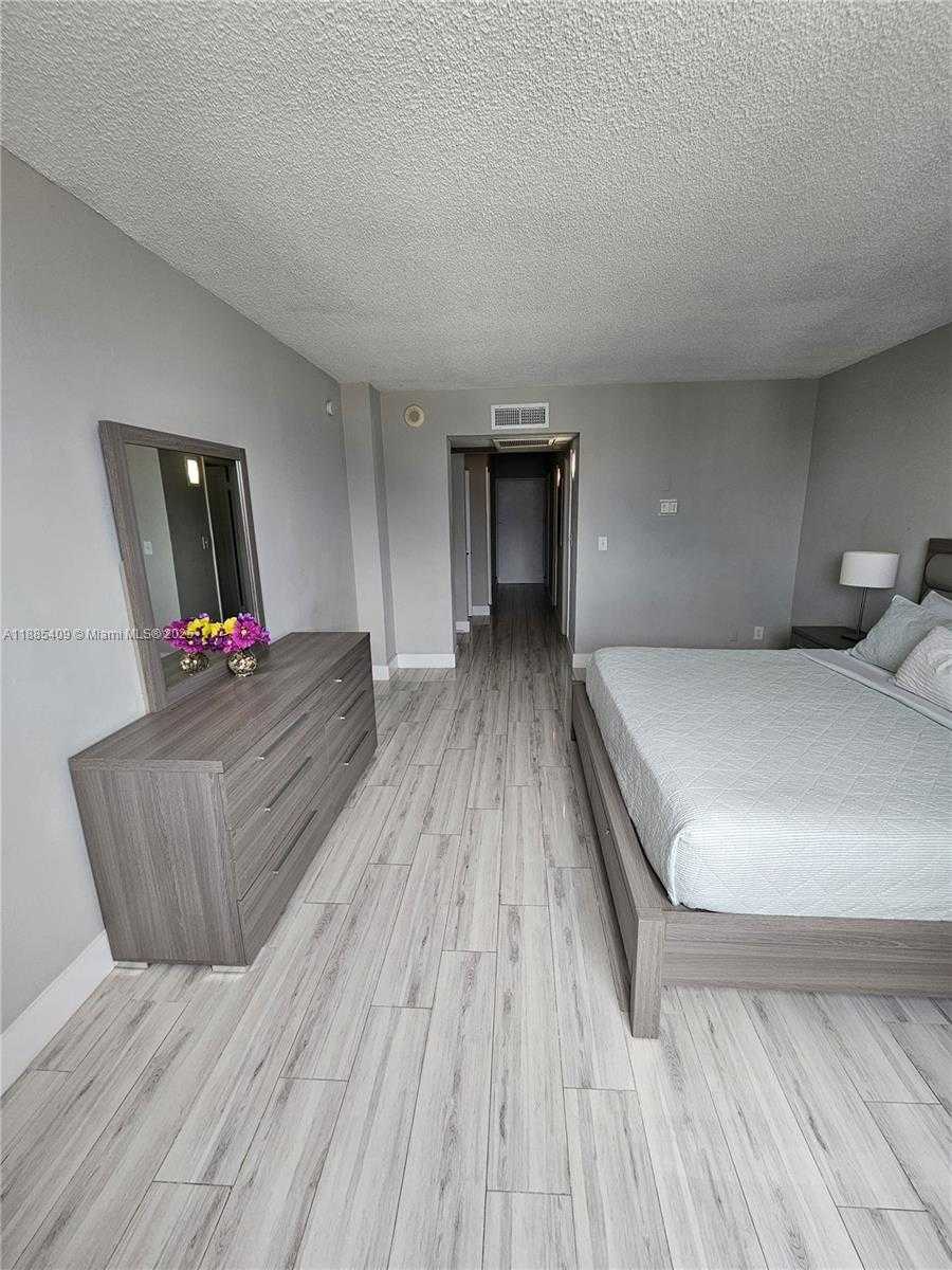 Small Image of 19370 COLLINS AVE #1502, Sunny Isles Beach Number 17