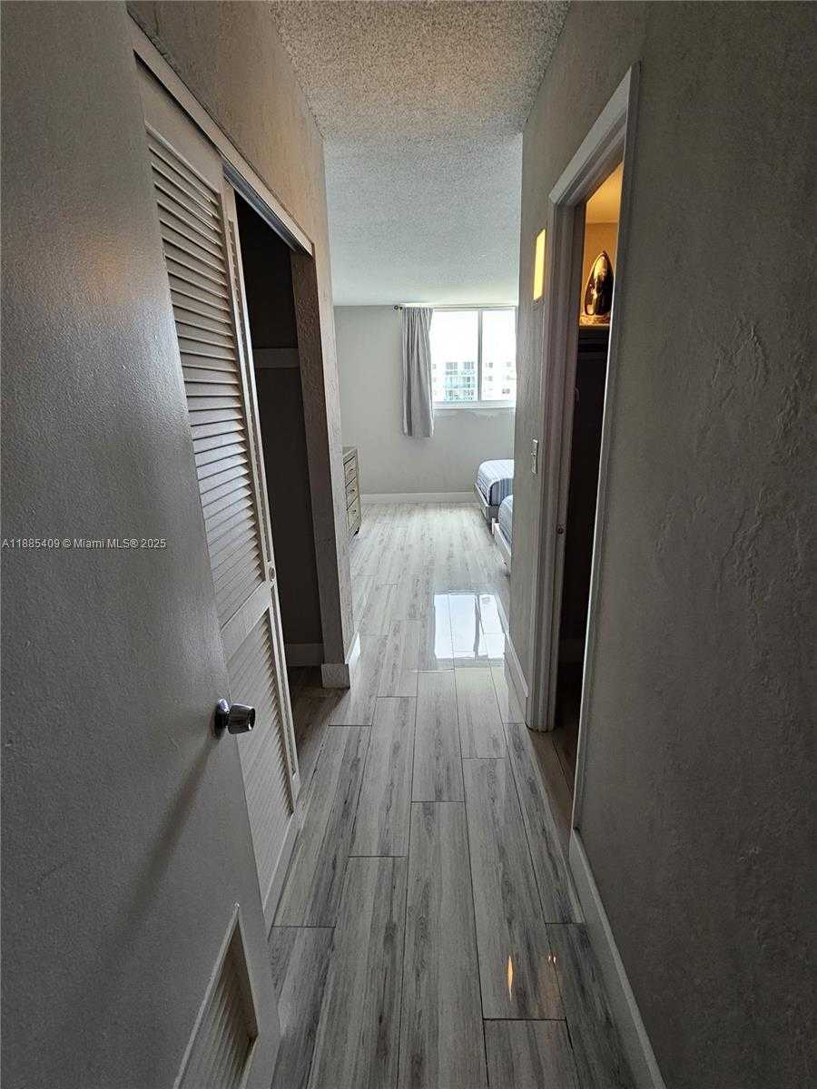 Small Image of 19370 COLLINS AVE #1502, Sunny Isles Beach Number 23