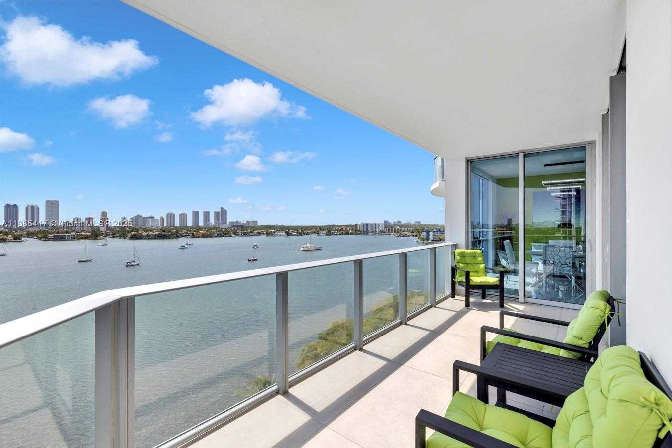 Small Image of 17111 BISCAYNE BLVD #909, North Miami Beach Number 26