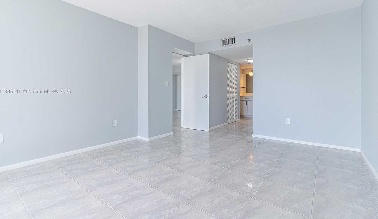 Small Image of 210 174TH ST #2406, Sunny Isles Beach Number 14
