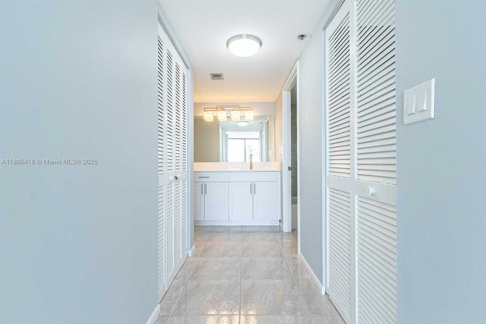 Small Image of 210 174TH ST #2406, Sunny Isles Beach Number 15