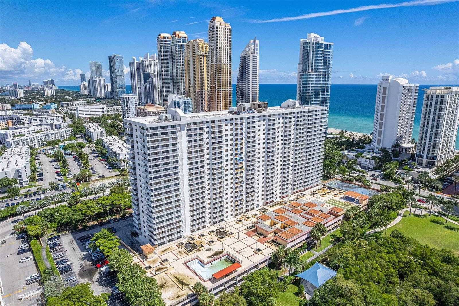Small Image of 210 174TH ST #2406, Sunny Isles Beach Number 24