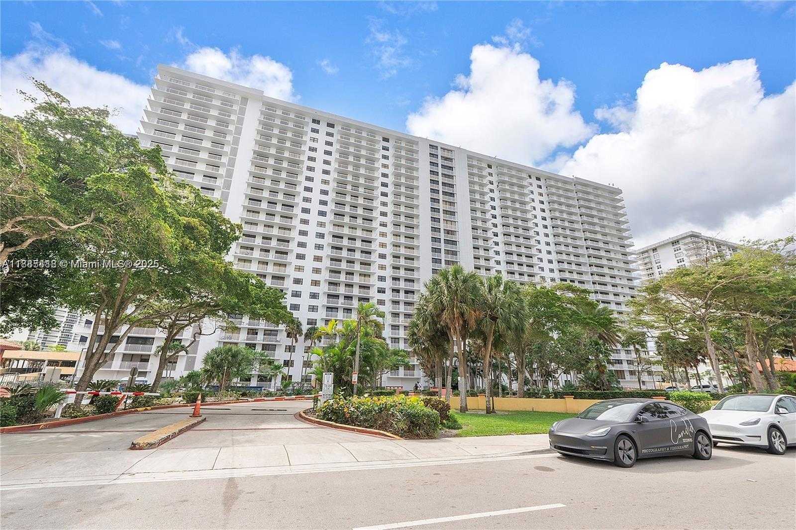 Small Image of 210 174TH ST #2406, Sunny Isles Beach Number 27