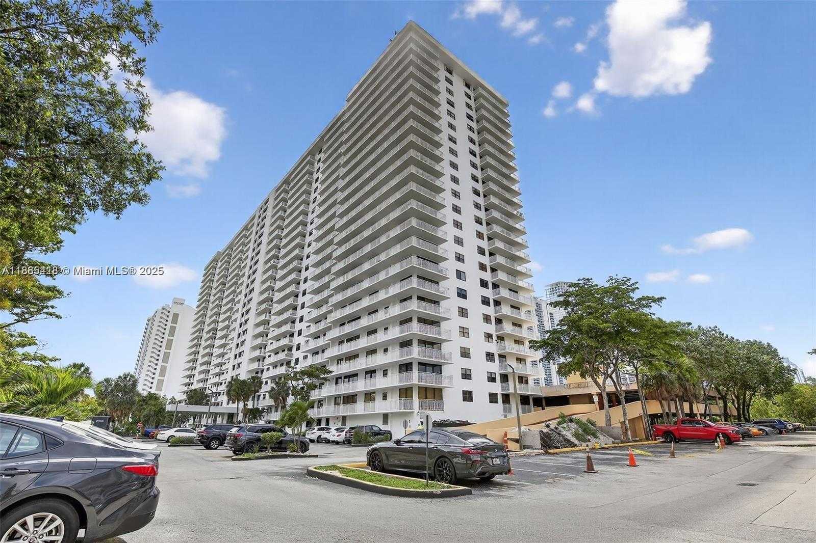 Small Image of 210 174TH ST #2406, Sunny Isles Beach Number 28