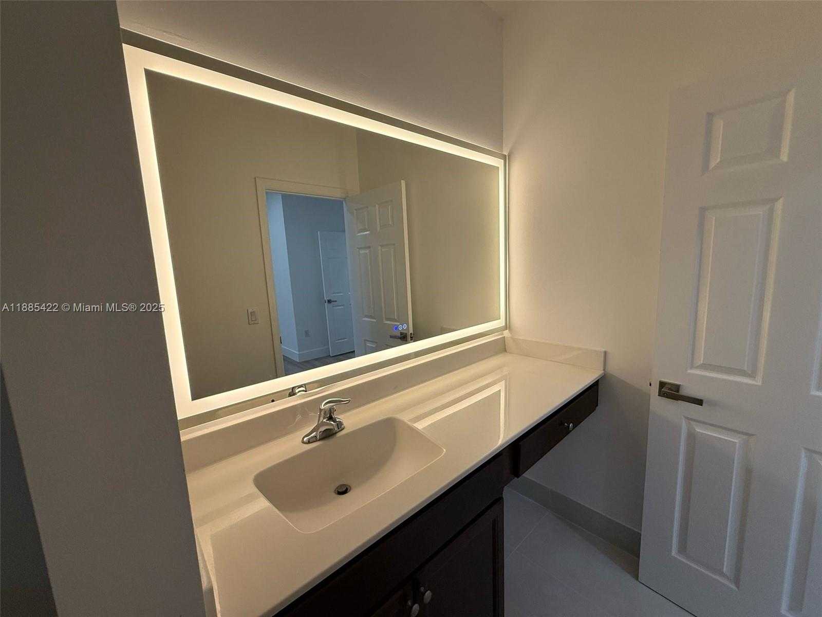 Small Image of 8132 SOUTH WEST 17TH CT, North Lauderdale Number 12