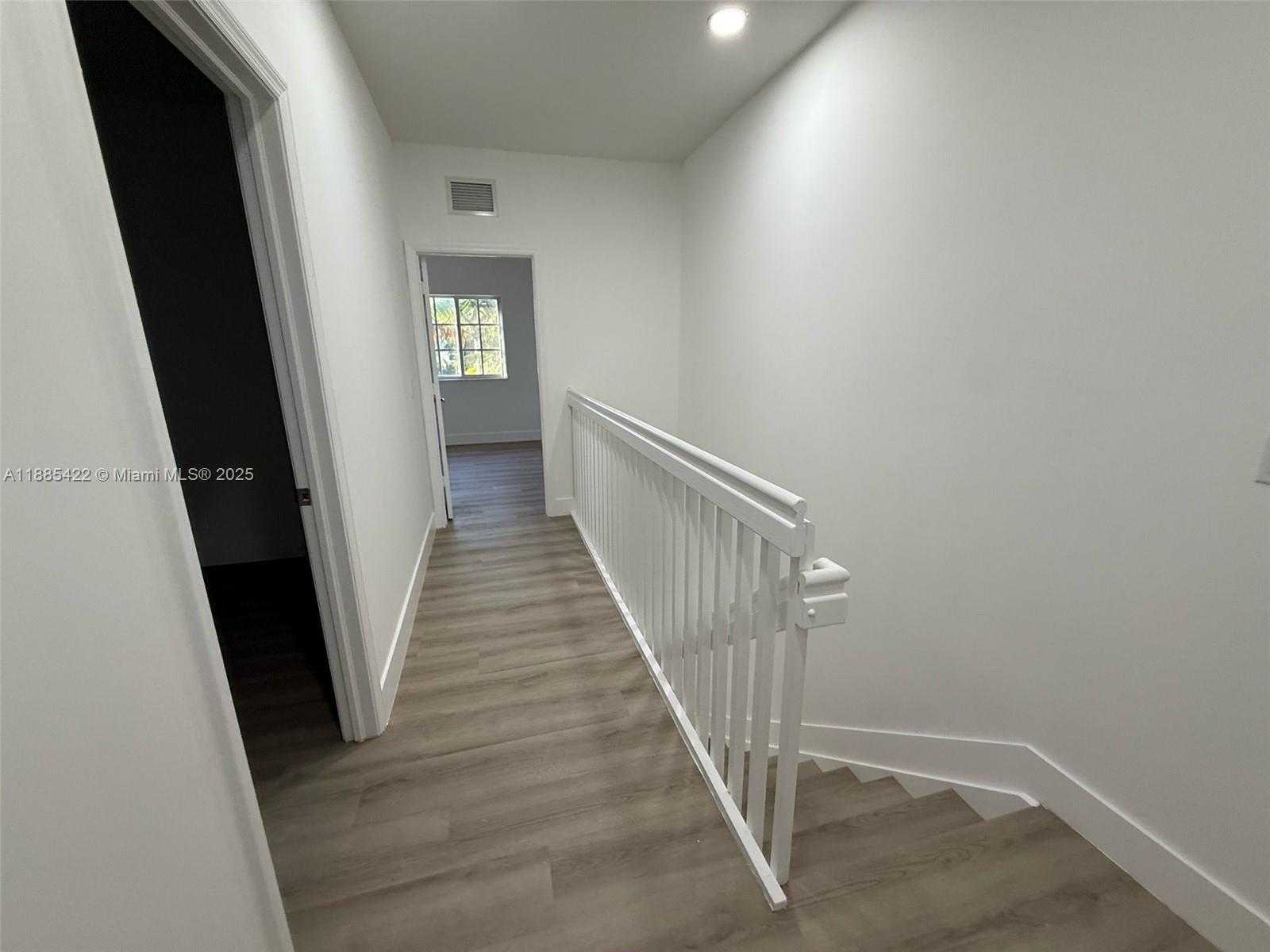 Small Image of 8132 SOUTH WEST 17TH CT, North Lauderdale Number 23