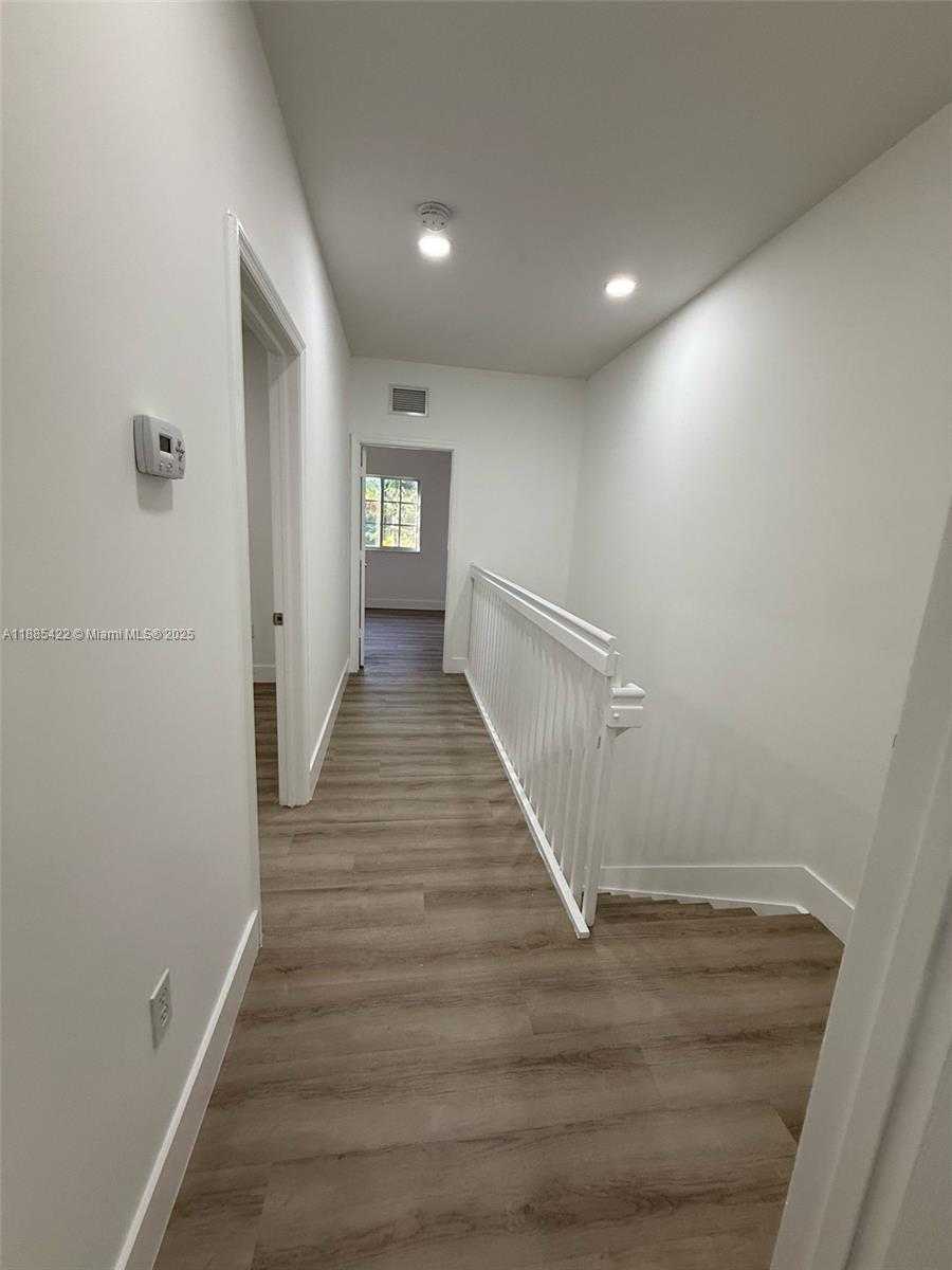 Small Image of 8132 SOUTH WEST 17TH CT, North Lauderdale Number 28