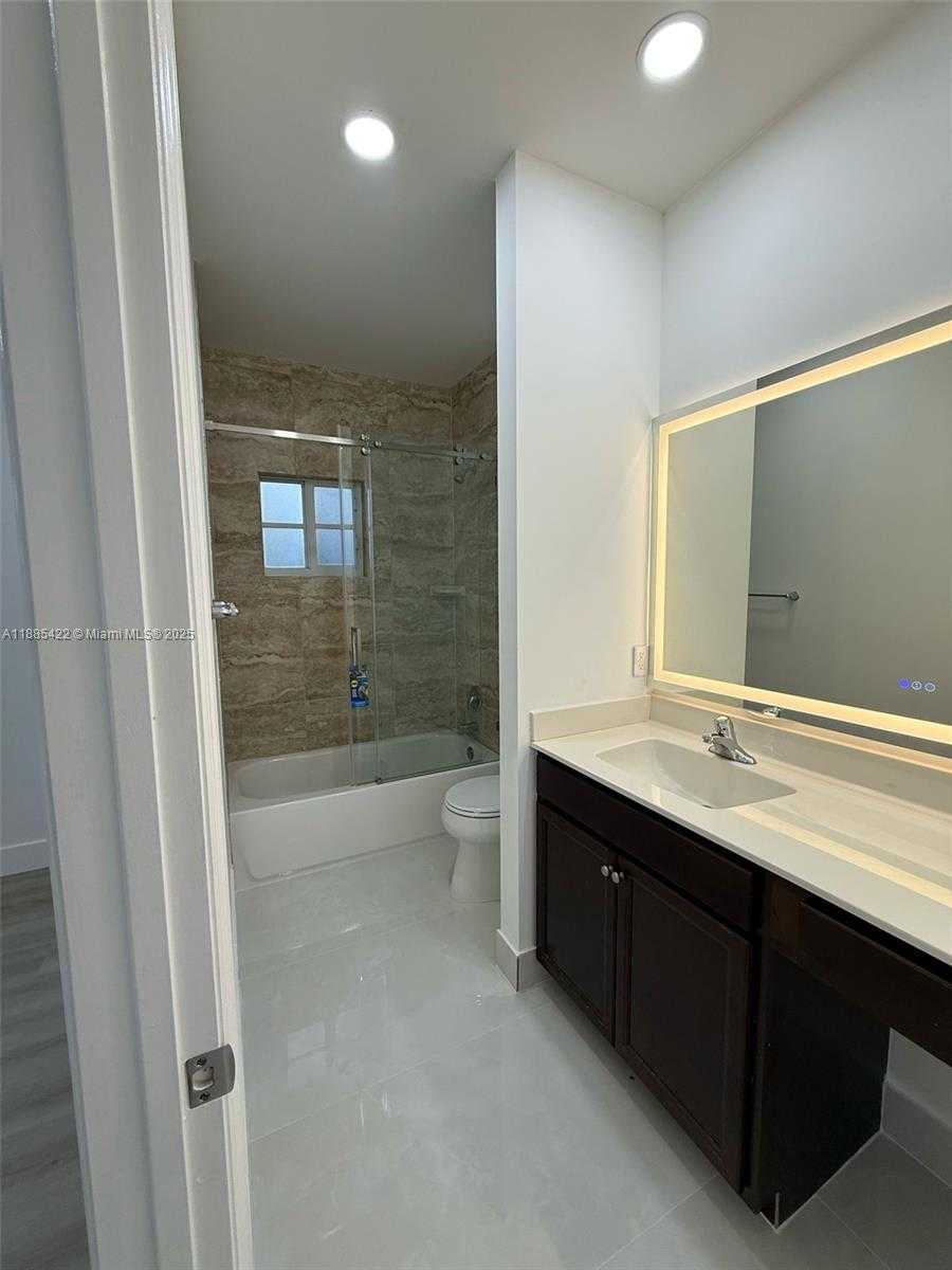 Small Image of 8132 SOUTH WEST 17TH CT, North Lauderdale Number 30