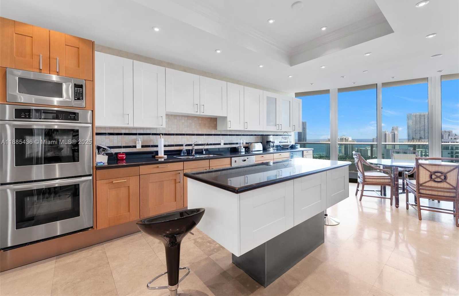 Small Image of 19955 NORTH EAST 38TH CT #3001, Aventura Number 29