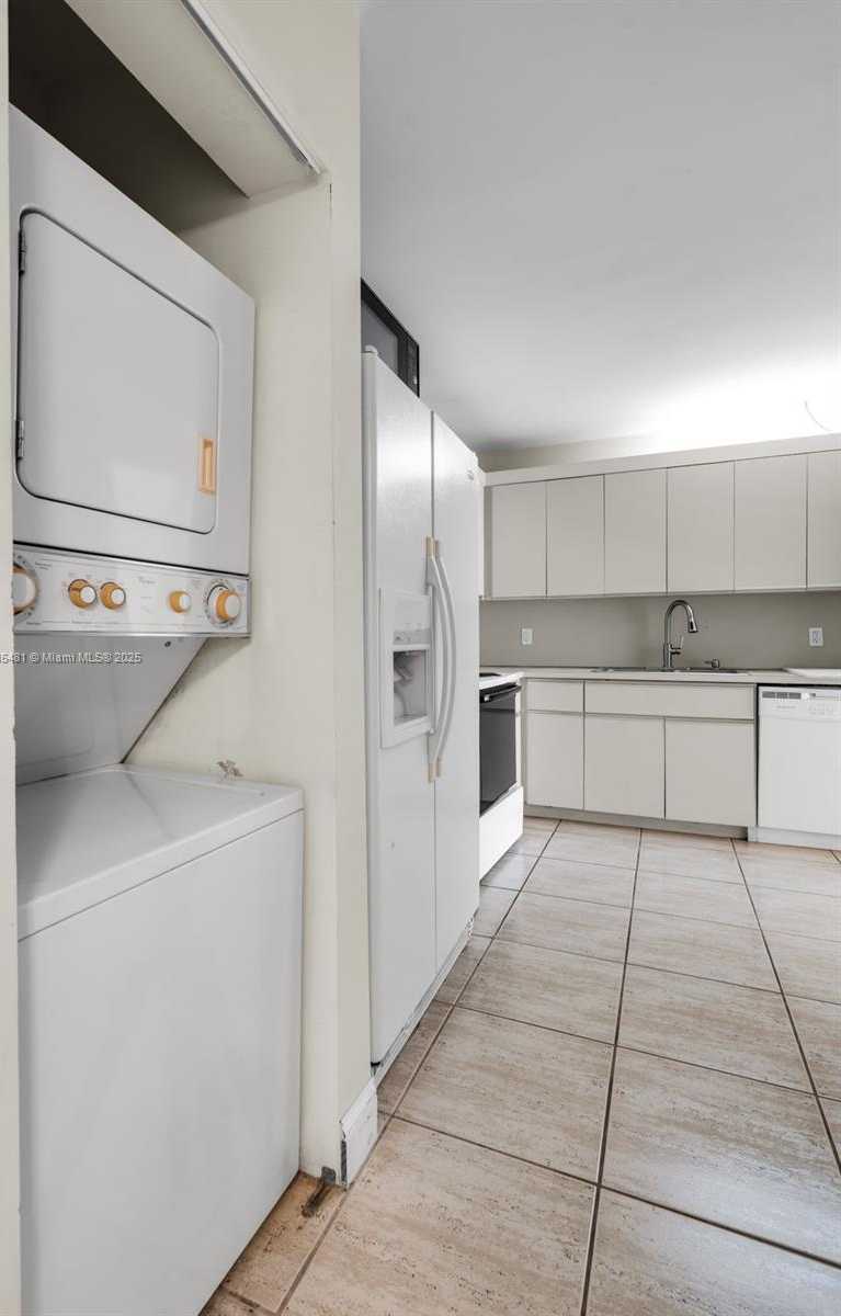 Small Image of 8877 COLLINS AVE #303, Surfside Number 22