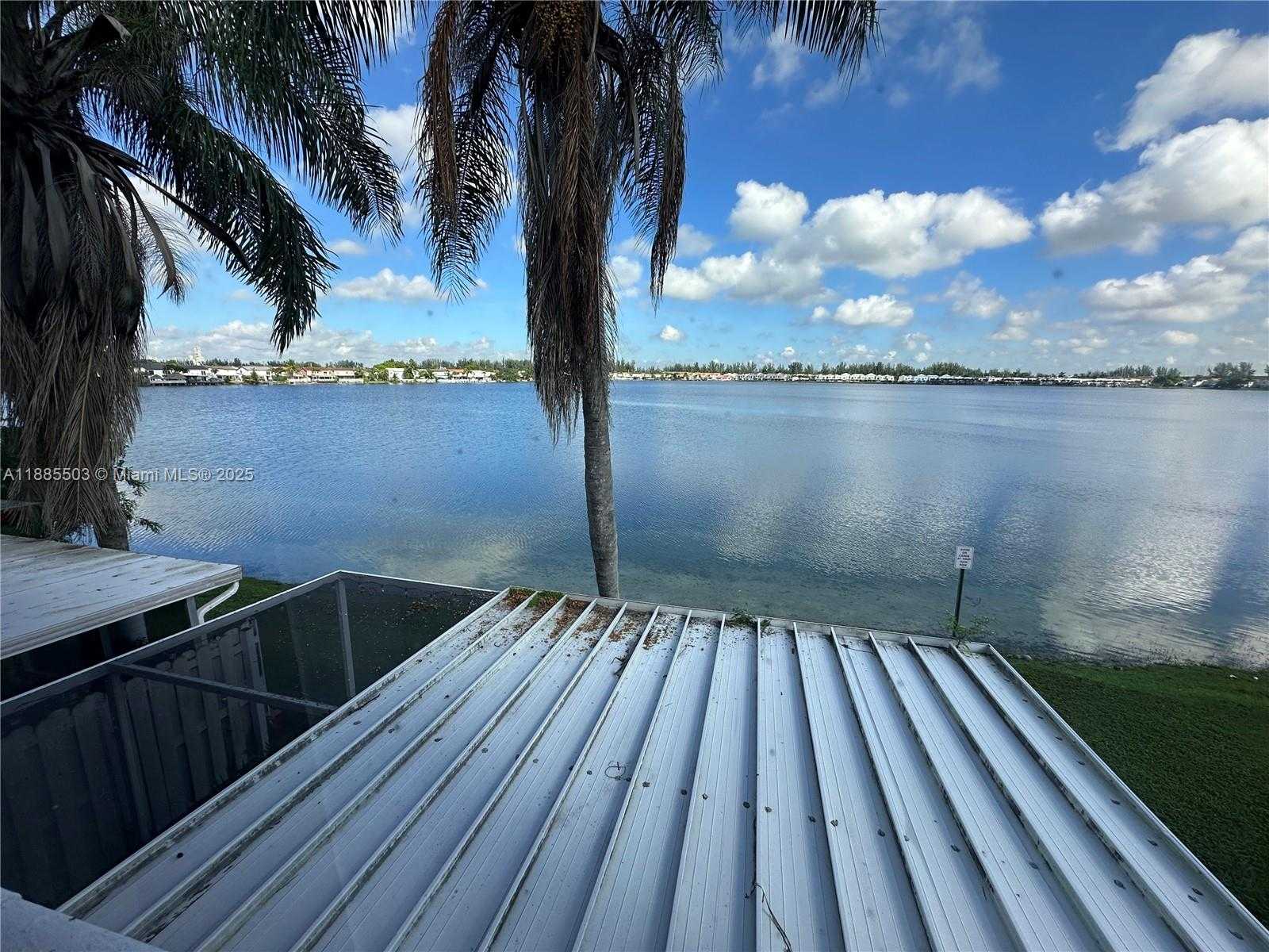 Small Image of 12373 NORTH WEST 7TH LN, Miami Number 3