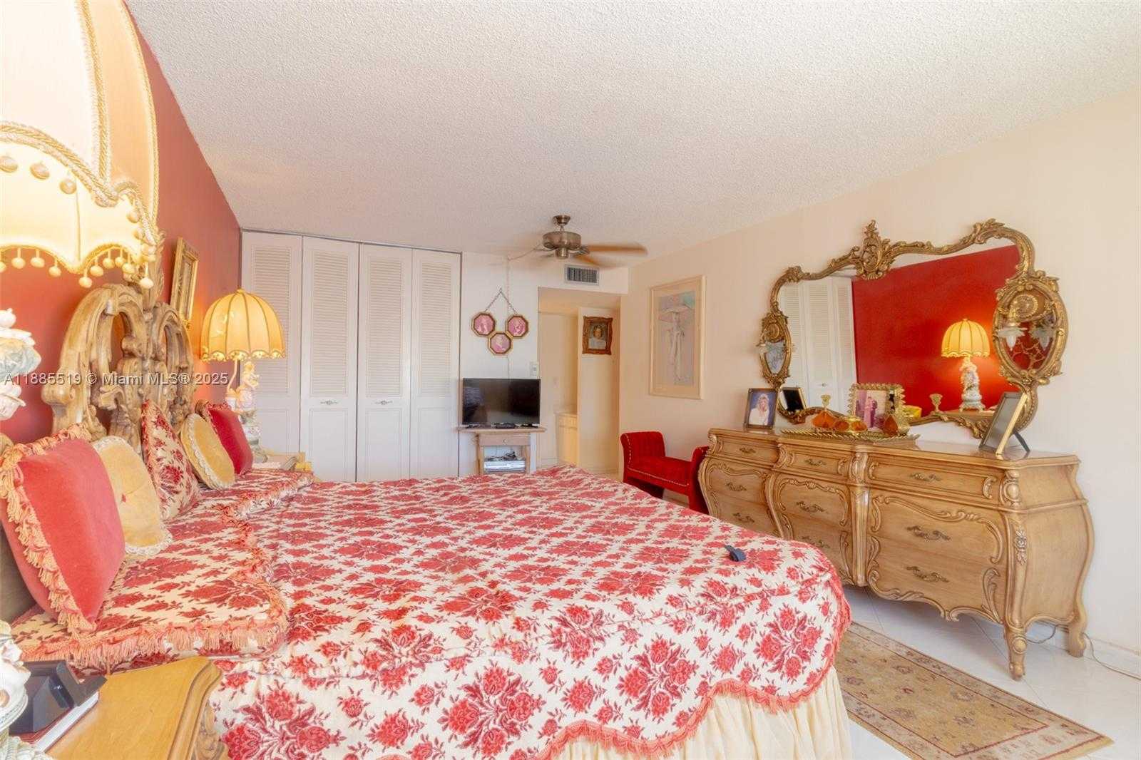 Small Image of 250 174TH ST #1816, Sunny Isles Beach Number 15