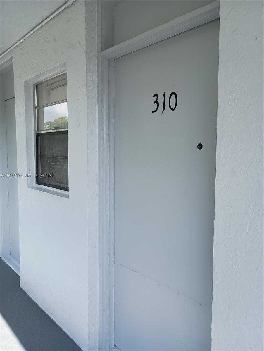 Small Image of 3551 NORTH EAST 169 ST #310, North Miami Beach Number 15