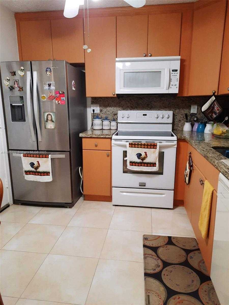 Small Image of 3551 NORTH EAST 169 ST #310, North Miami Beach Number 8