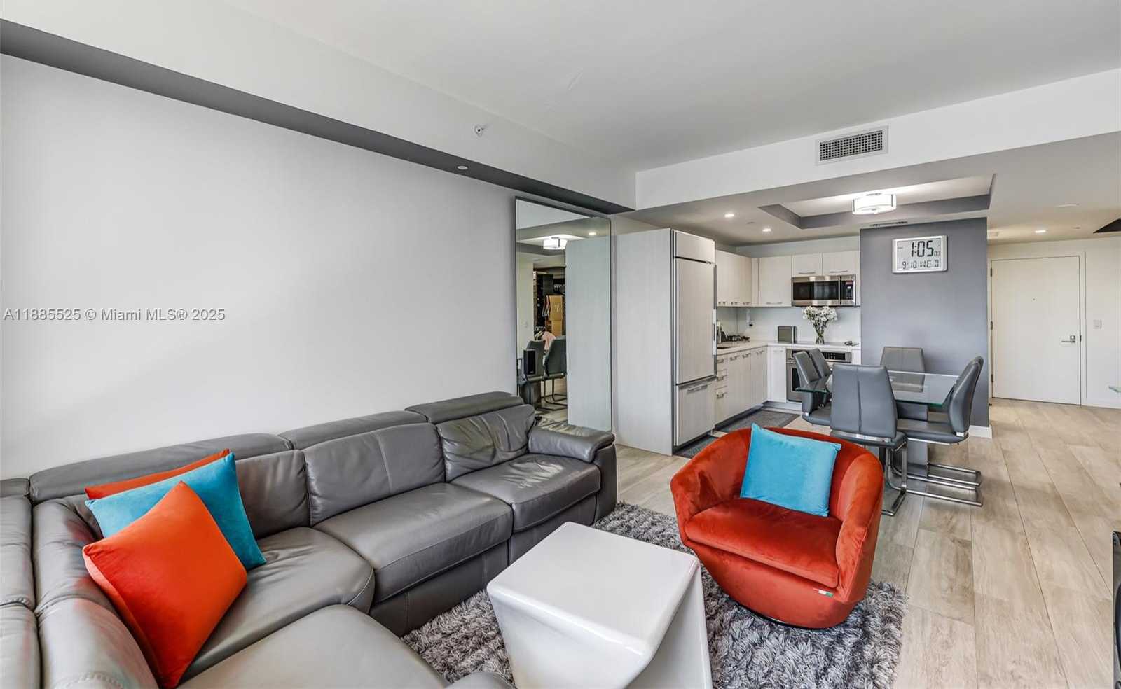 Small Image of 45 NE 9th St, Miami, FL 33132, USA Number 23
