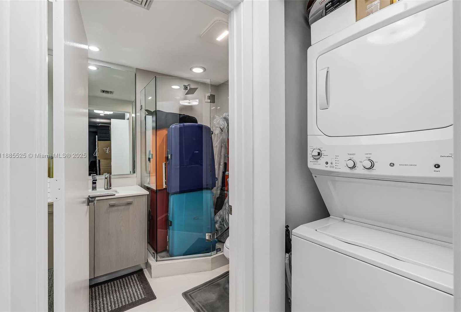 Small Image of 45 NE 9th St, Miami, FL 33132, USA Number 31