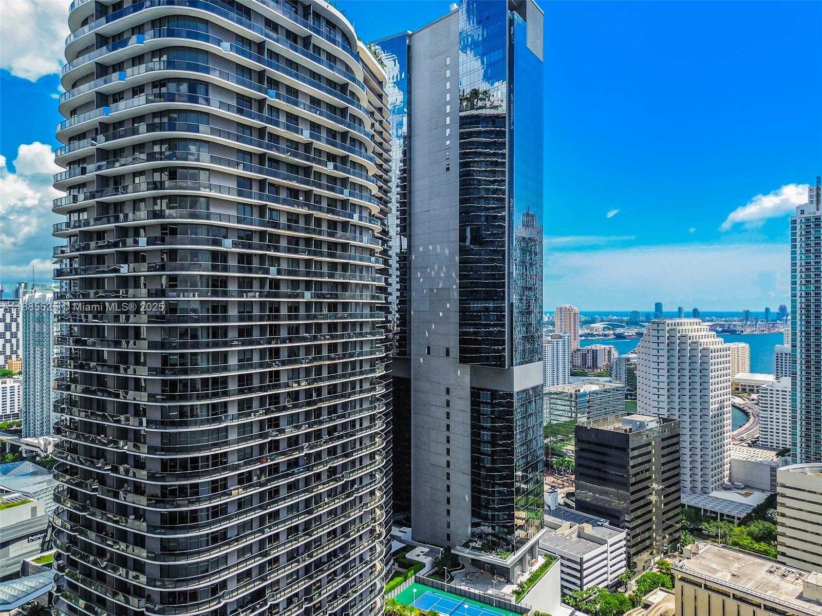 Small Image of 45 NE 9th St, Miami, FL 33132, USA Number 7