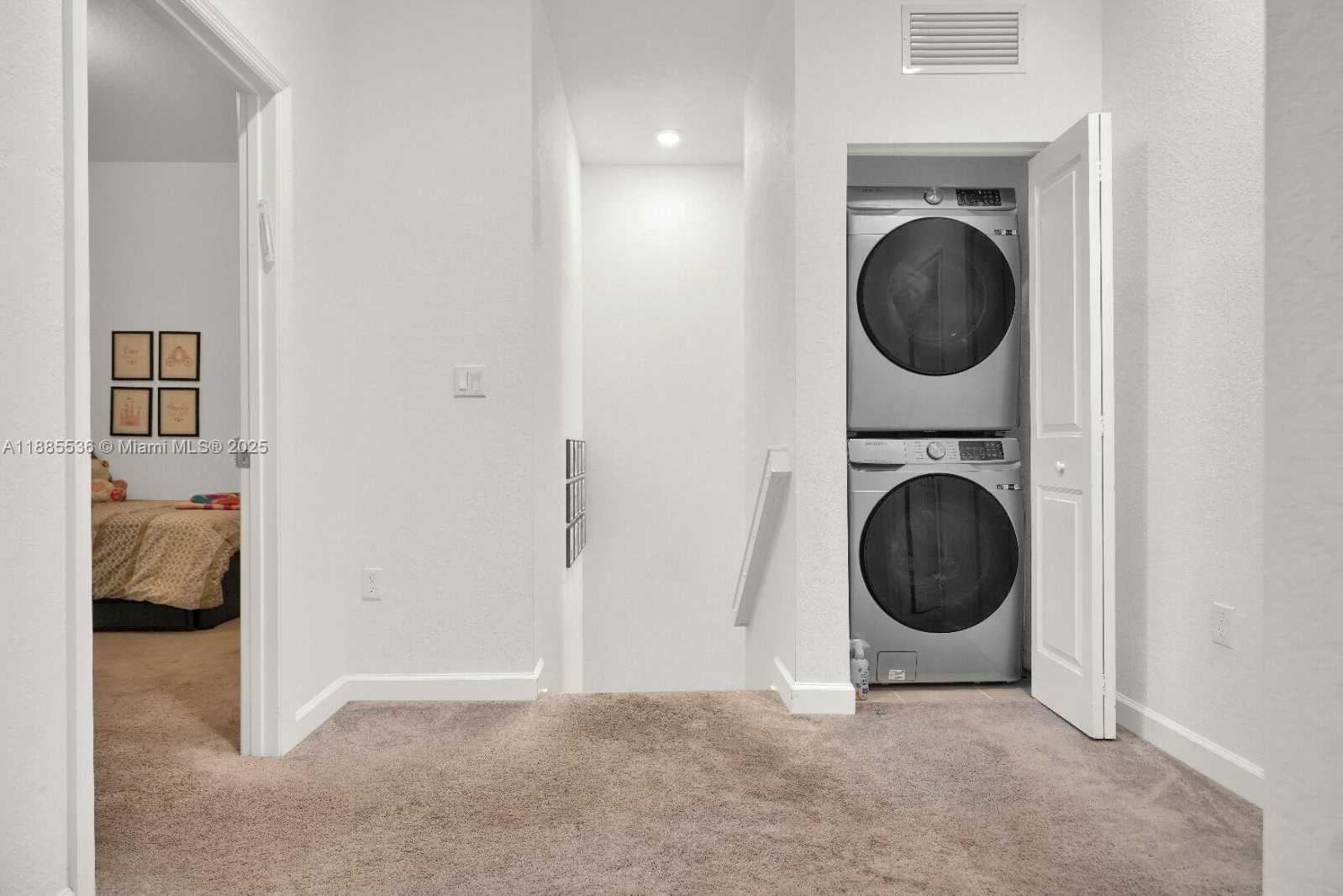 Small Image of 480 NORTH WEST 203RD TER, Miami Gardens Number 8