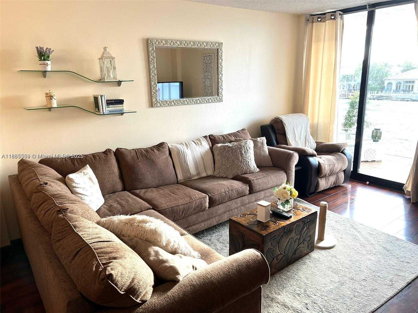 Small Image of 1600 SOUTH OCEAN DR #3D, Hollywood Number 15
