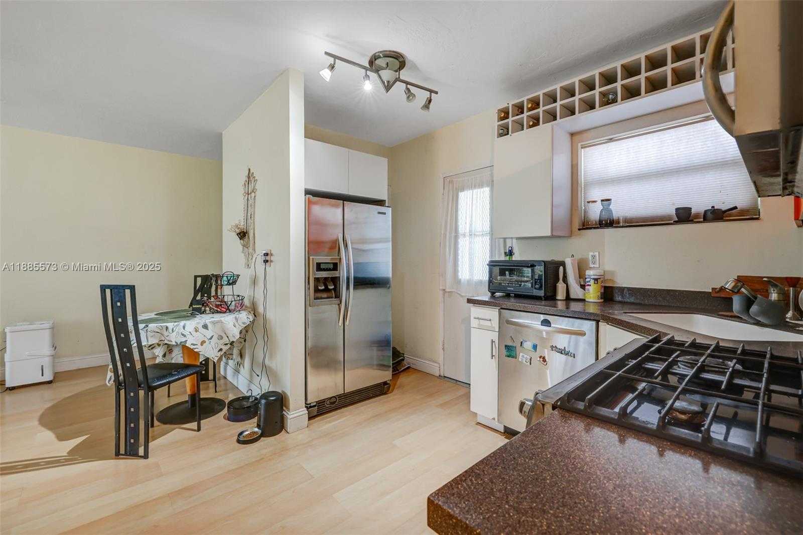 Small Image of 1300 LINCOLN RD #B402, Miami Beach Number 14