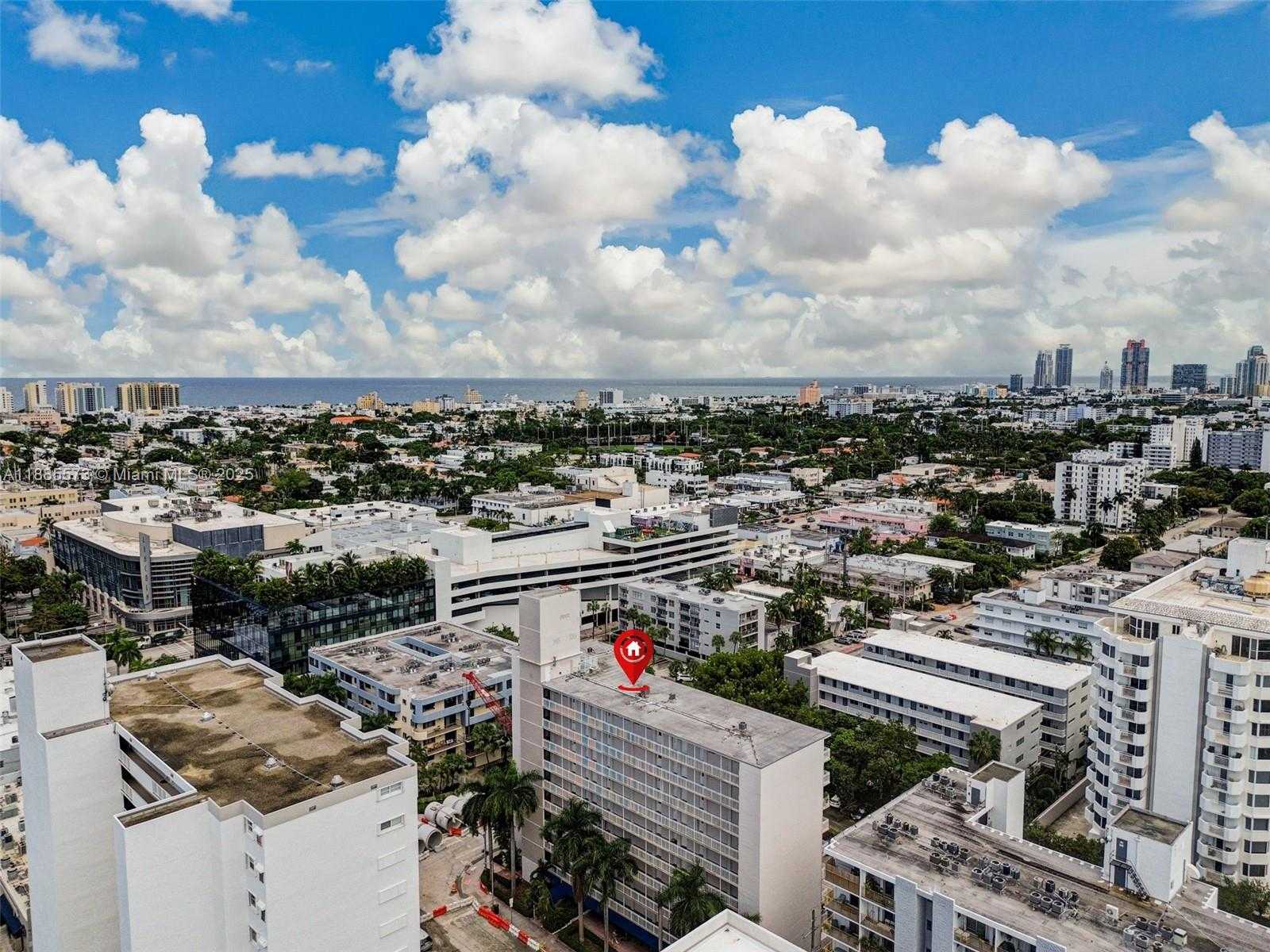 Small Image of 1300 LINCOLN RD #B402, Miami Beach Number 31