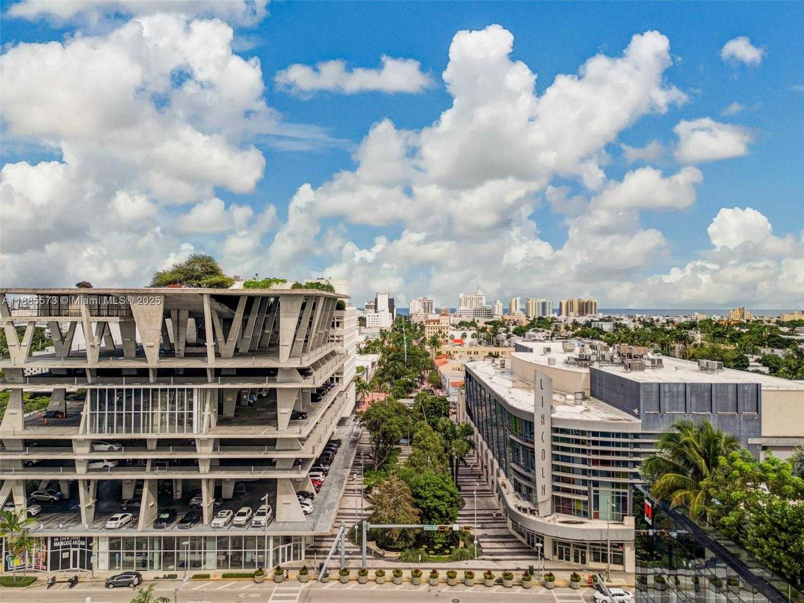 Small Image of 1300 LINCOLN RD #B402, Miami Beach Number 32