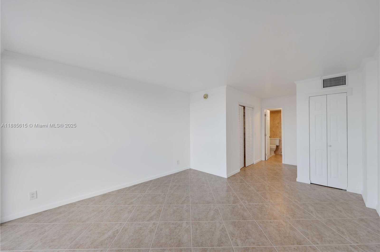 Small Image of 1500 SOUTH OCEAN DR #5C, Hollywood Number 17