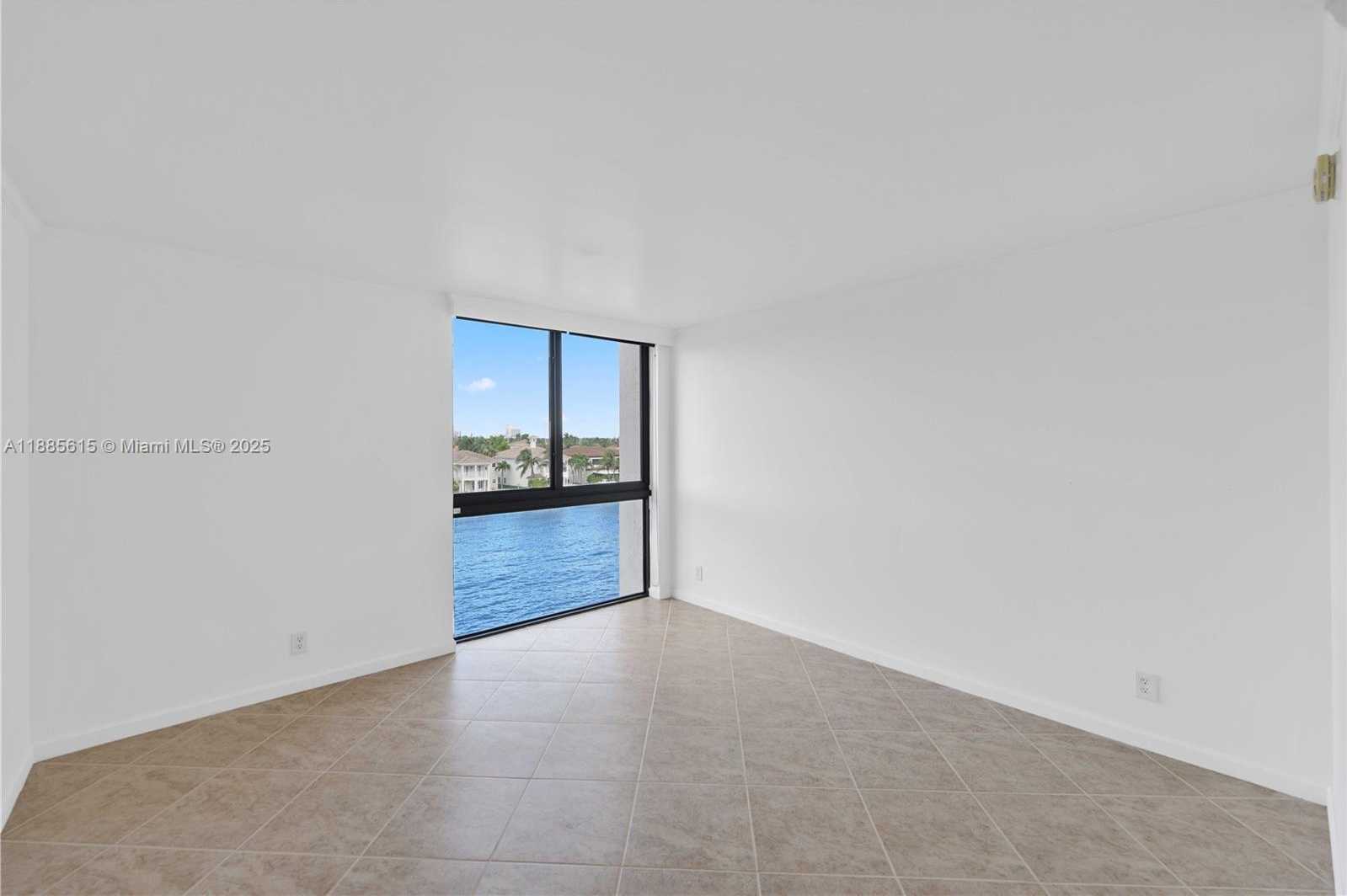 Small Image of 1500 SOUTH OCEAN DR #5C, Hollywood Number 19