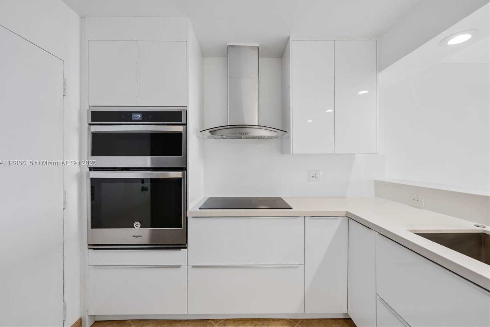 Small Image of 1500 SOUTH OCEAN DR #5C, Hollywood Number 2