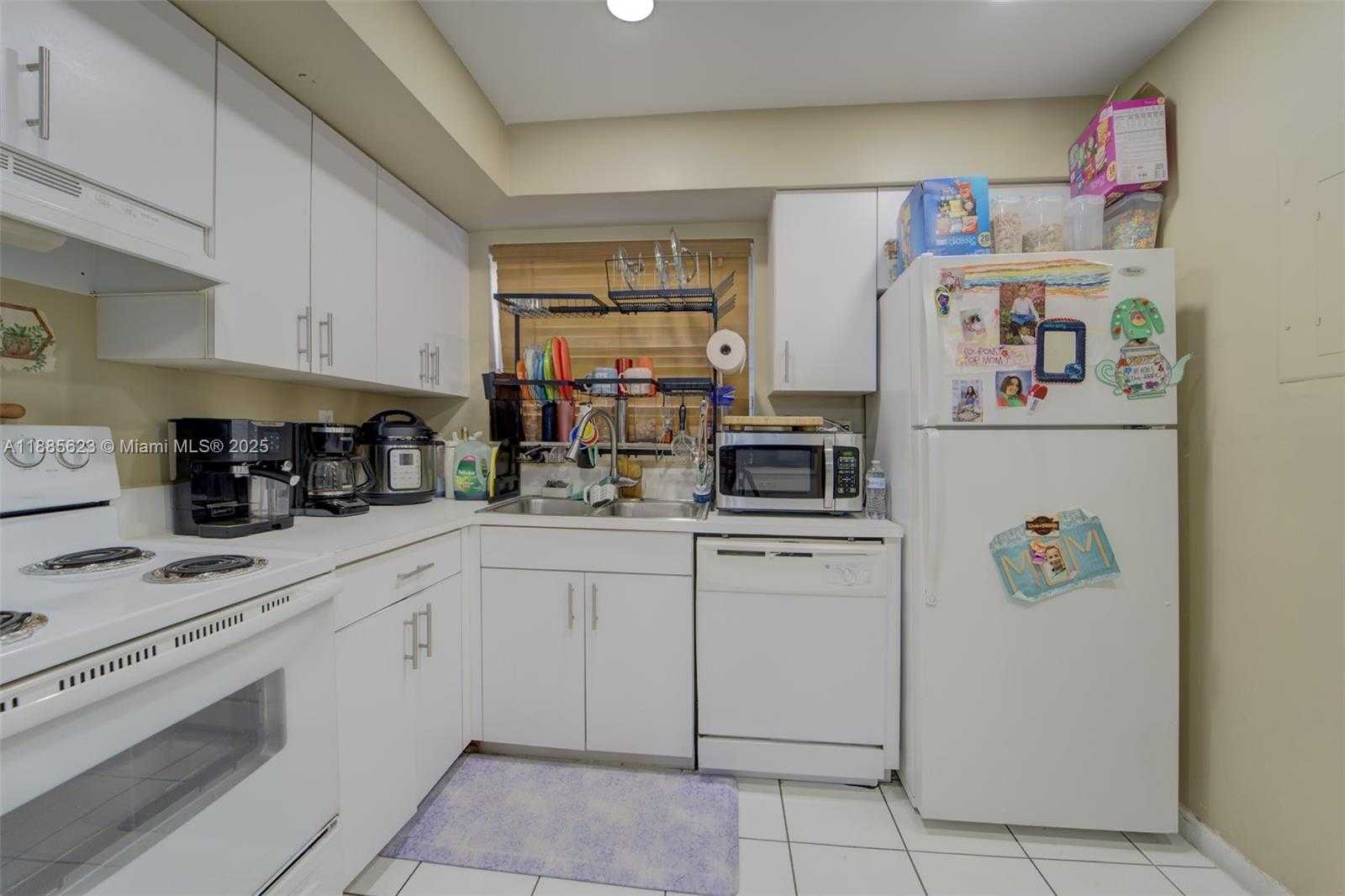 Small Image of 14915 SOUTH WEST 80TH ST #205, Miami Number 6