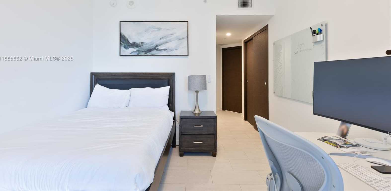 Small Image of 1000 BRICKELL PLZ #2515, Miami Number 21