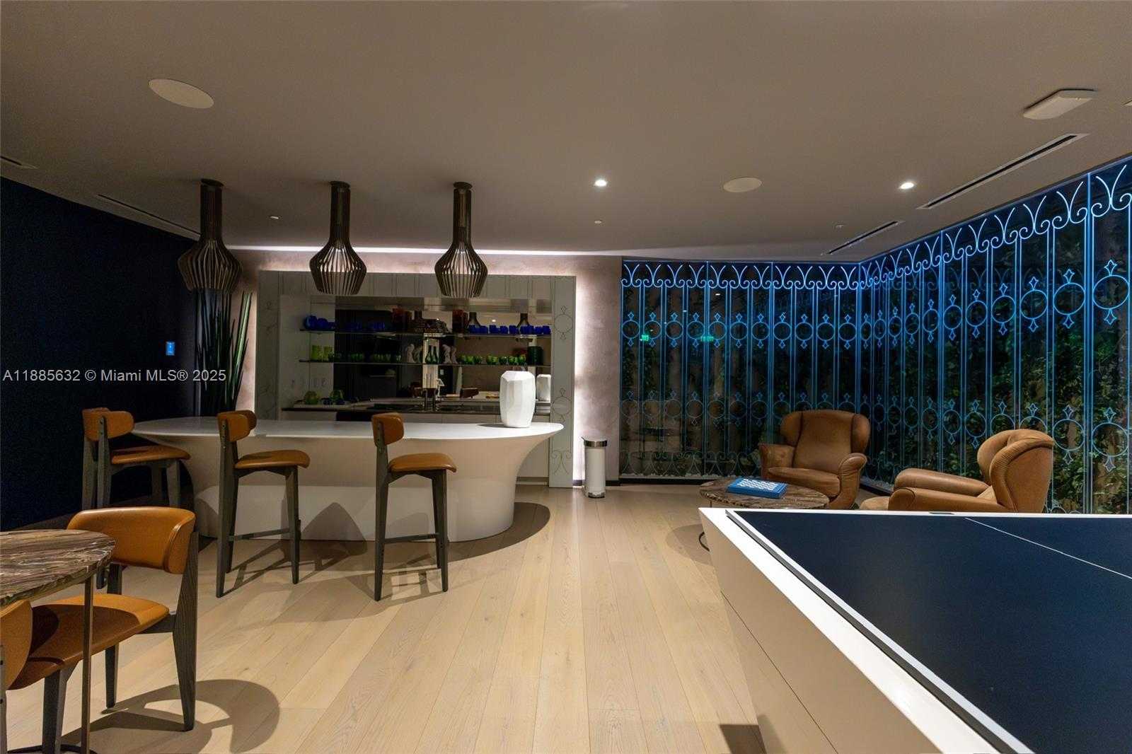 Small Image of 1000 BRICKELL PLZ #2515, Miami Number 29