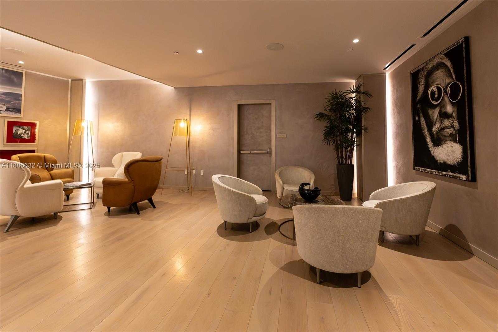 Small Image of 1000 BRICKELL PLZ #2515, Miami Number 31