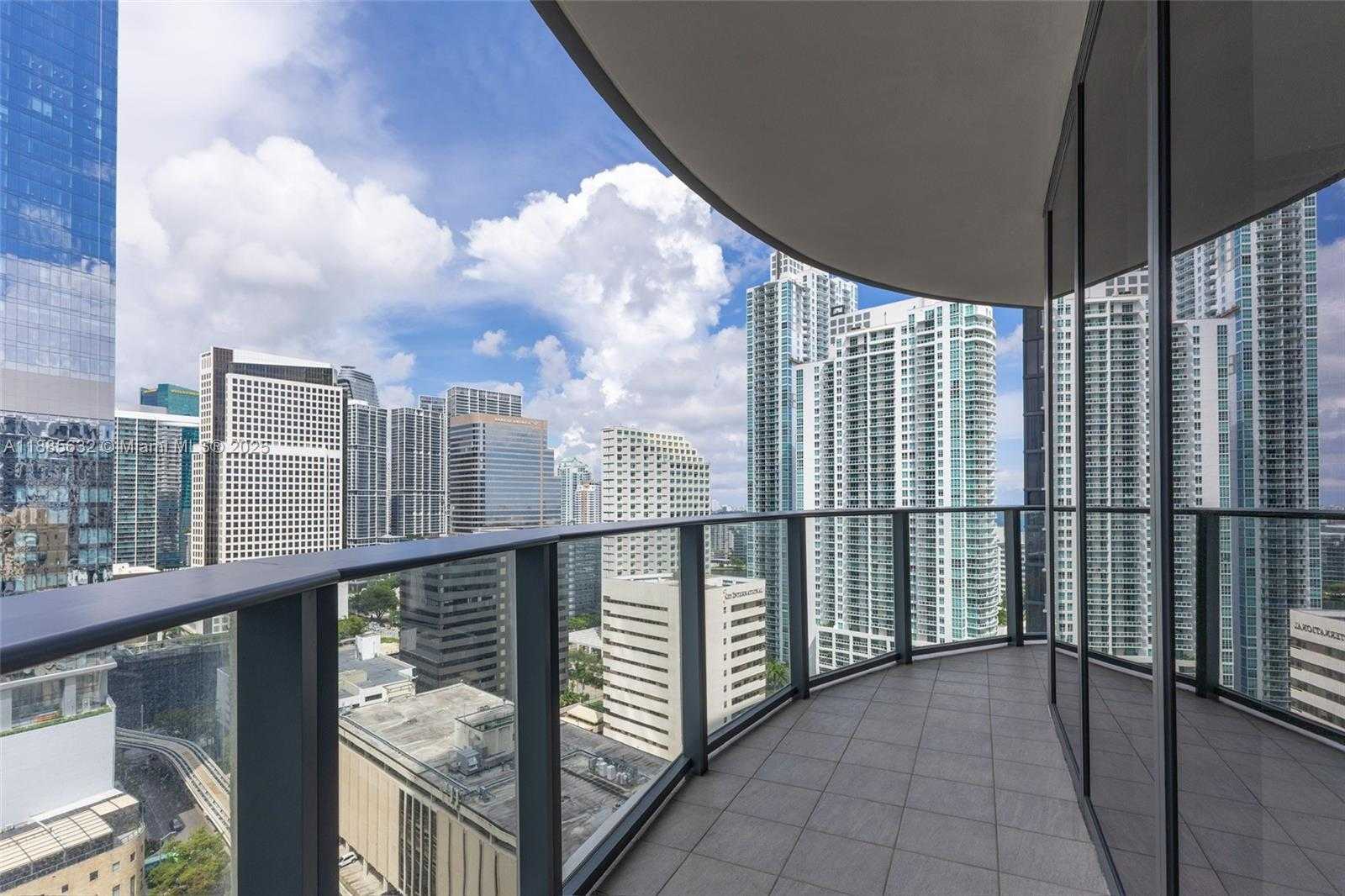 Small Image of 1000 BRICKELL PLZ #2515, Miami Number 7